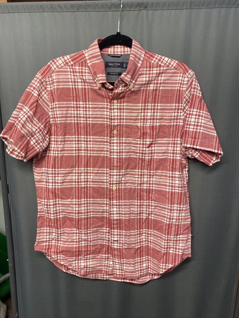 Nautica Classic Fit Size Medium Plaid (b28.1)